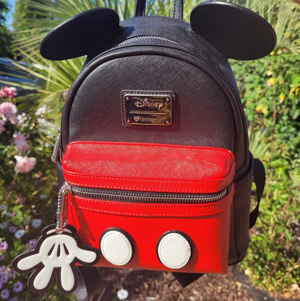 Rare EUC Disney Mickey Suit Heart Logo Loungefly